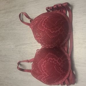 32C Burgundy Lace Push Up La Senza Bra